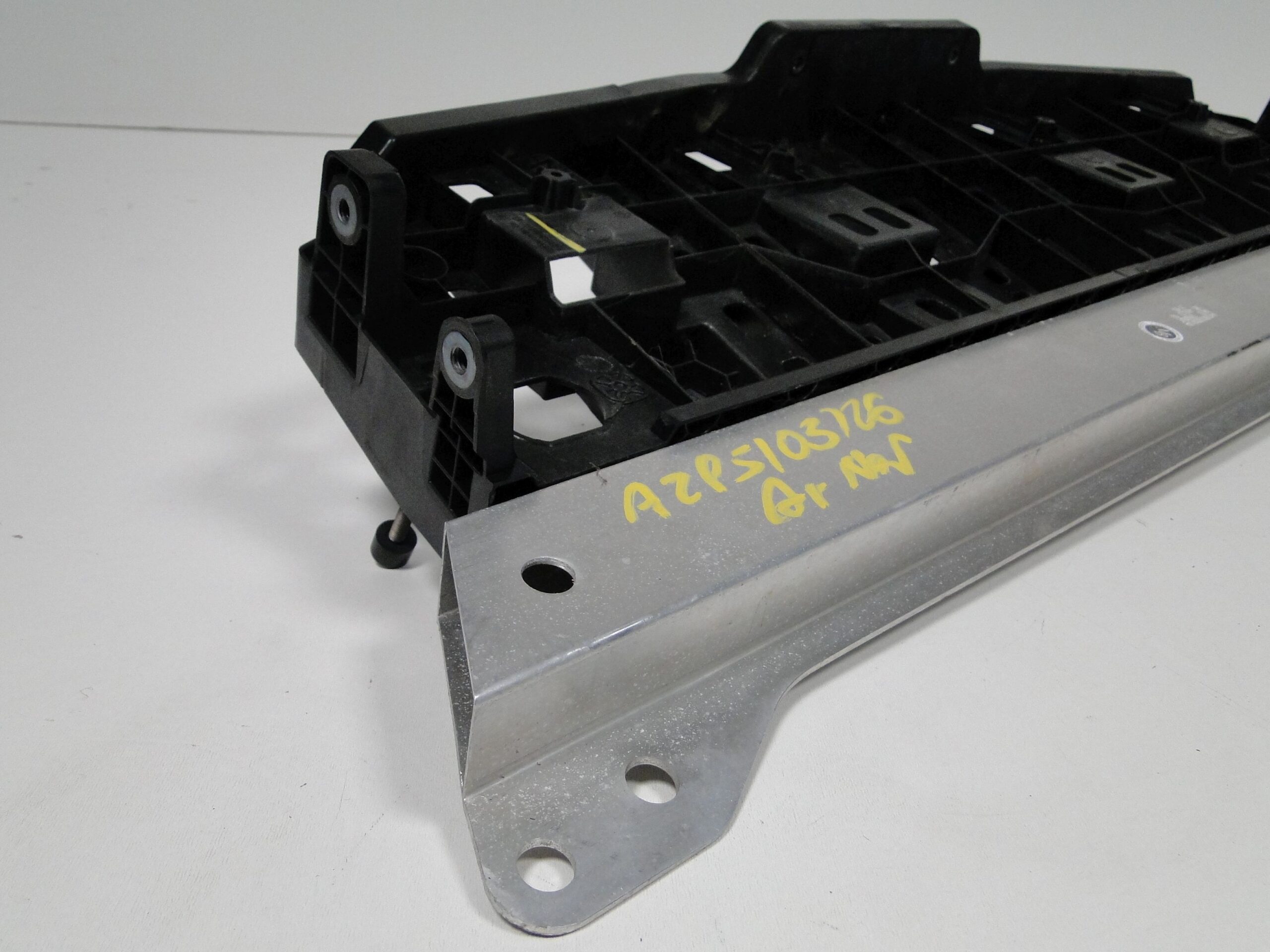 MERCEDES PAS PRZEDNI CZOŁOWY WZMONCNIENIE BELKA GÓRNA EQE 295 V295 - obrazek 7