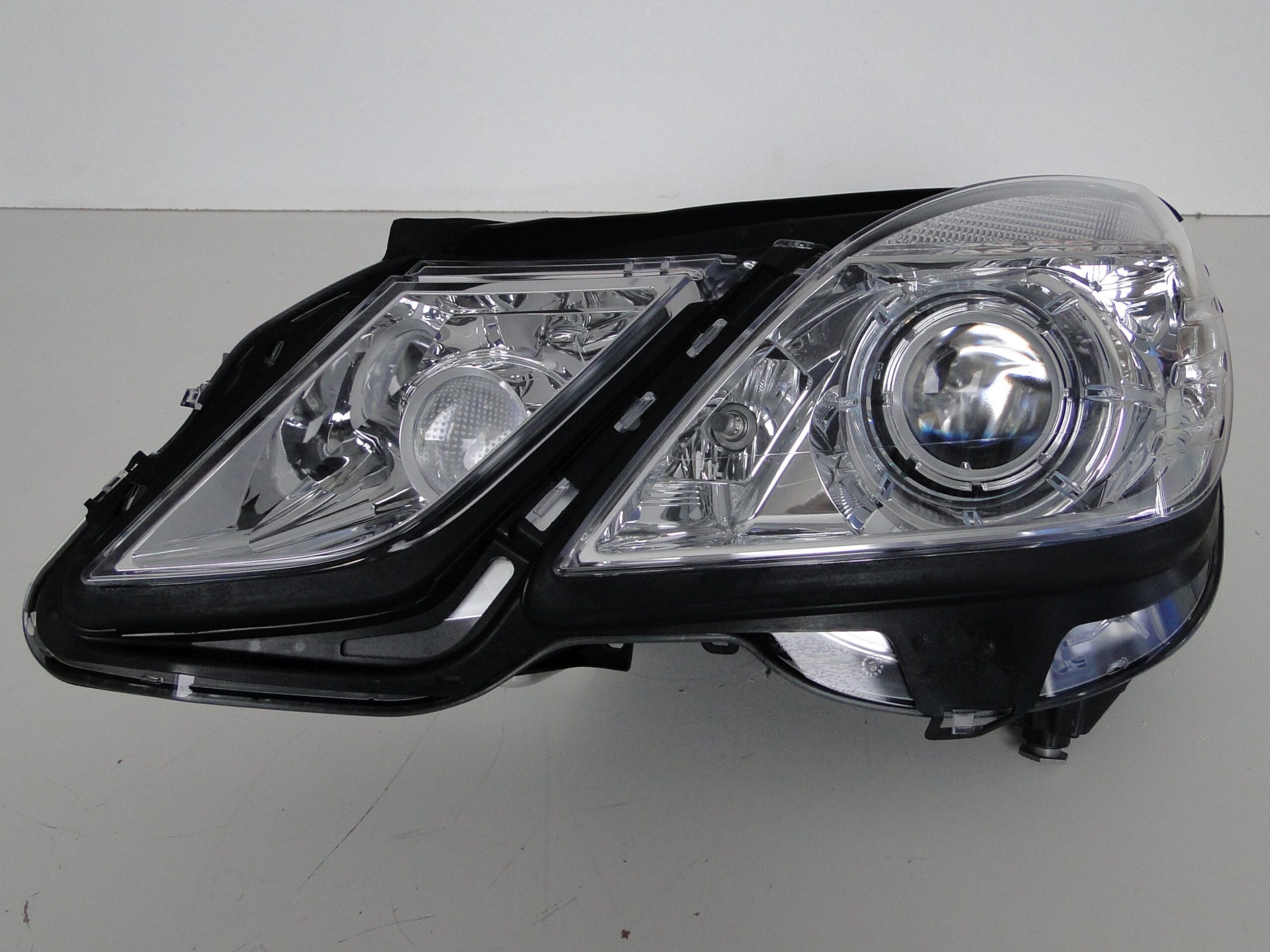 MERCEDES LAMPA LEWA XENON BI-XENON ILS SKRĘTNY E KLASA 212 W212 PRZED LIFTEM - obrazek 2