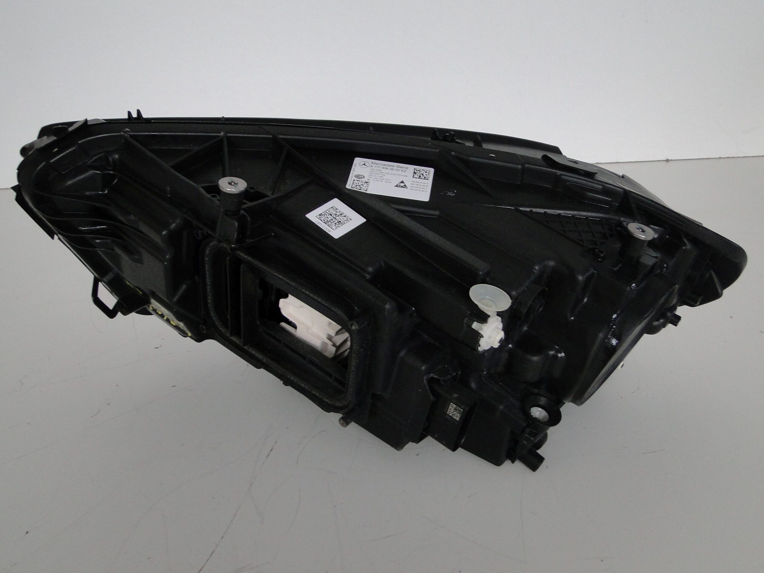 MERCEDES LAMPA PRAWA LED MULTIBEAM A KLASA 177 W117 PRZED LIFTEM - obrazek 5