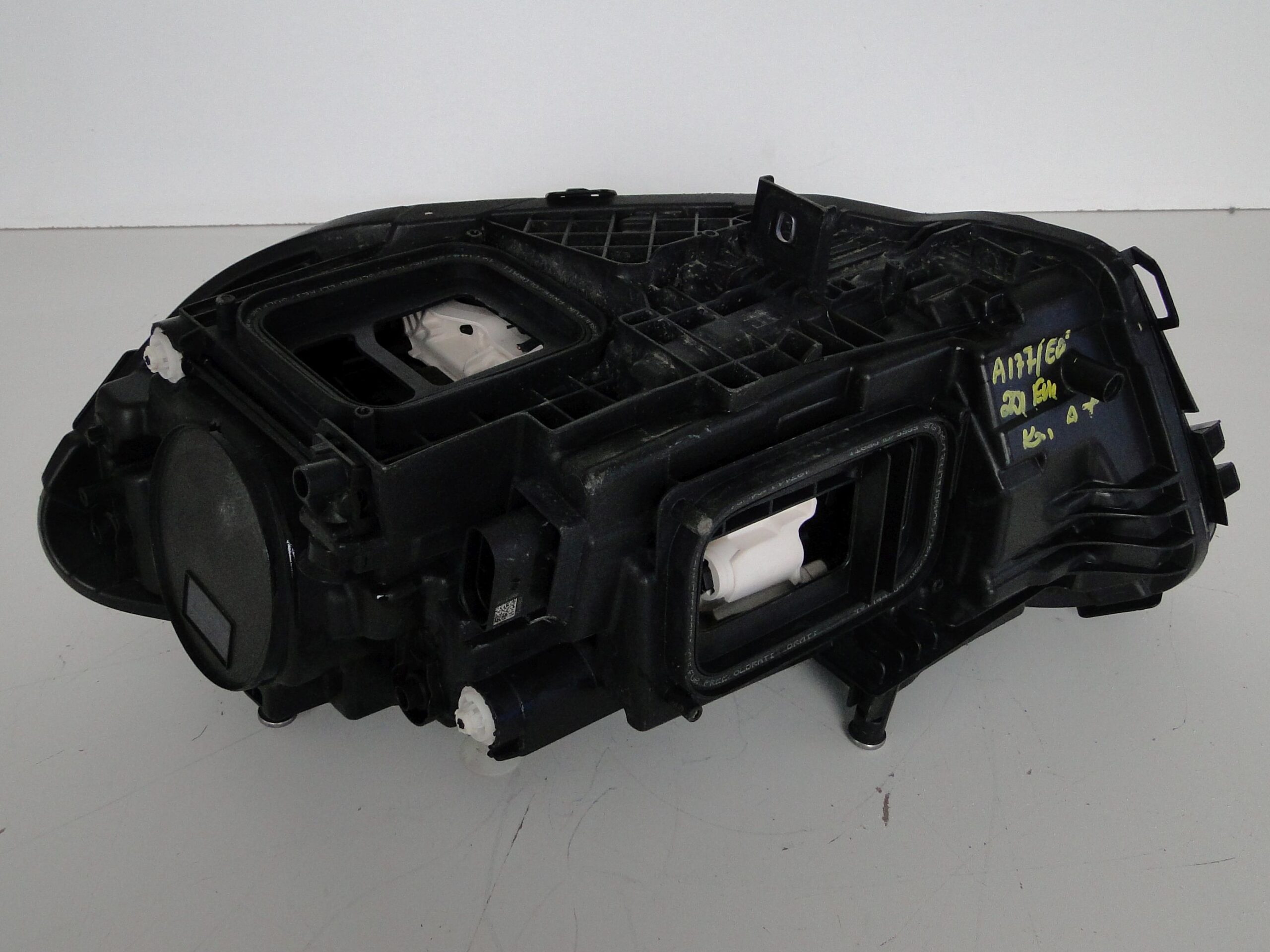 MERCEDES LAMPA PRAWA LED MULTIBEAM A KLASA 177 W117 PRZED LIFTEM - obrazek 4