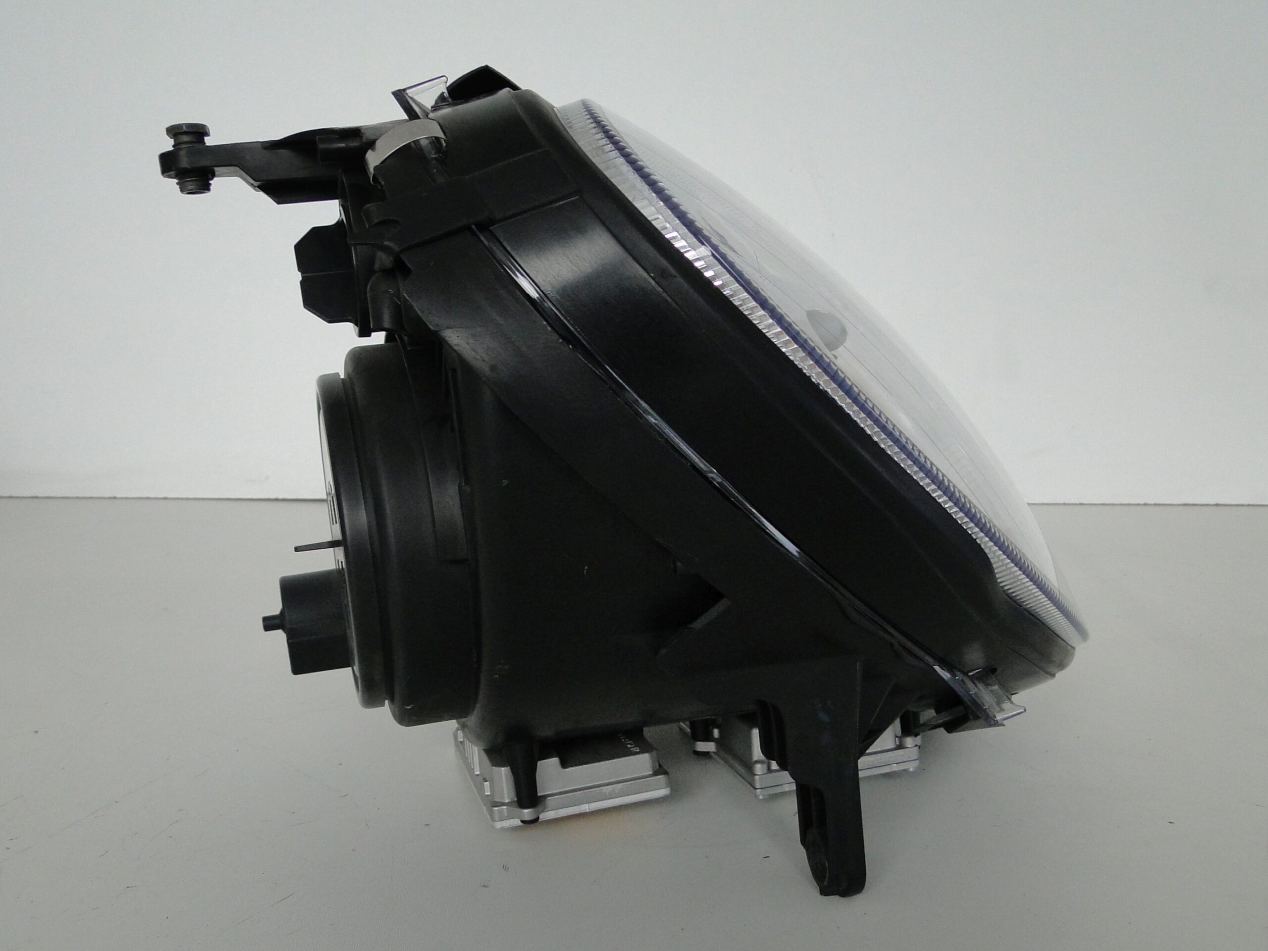 MERCEDES LAMPA PRAWA XENON NIESKRĘTNY BI-XENON 55 AMG E KLASA 211 W211 S211 - obrazek 6