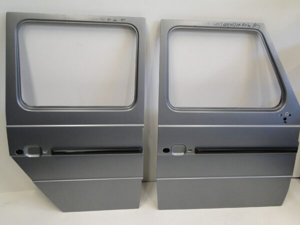 MERCEDES DRZWI PRAWE PRZEDNIE SZARE PRZÓD G KLASA 463 W463 LIFT